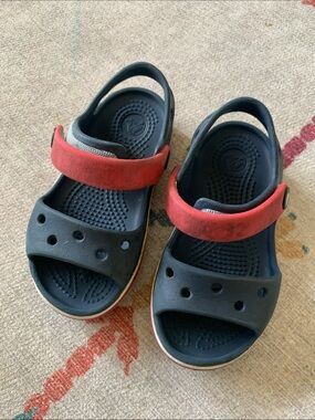 CROCS Kids Navy and Red Comfort Sandals